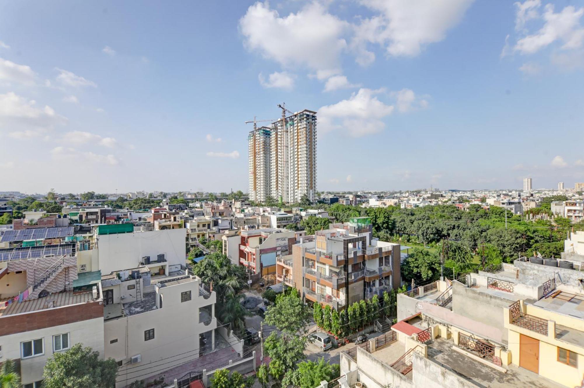 Status By Hotel The Emporio Ghaziabad Exterior photo